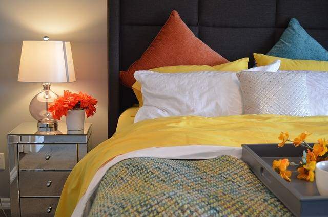Decor your bedroom creatively