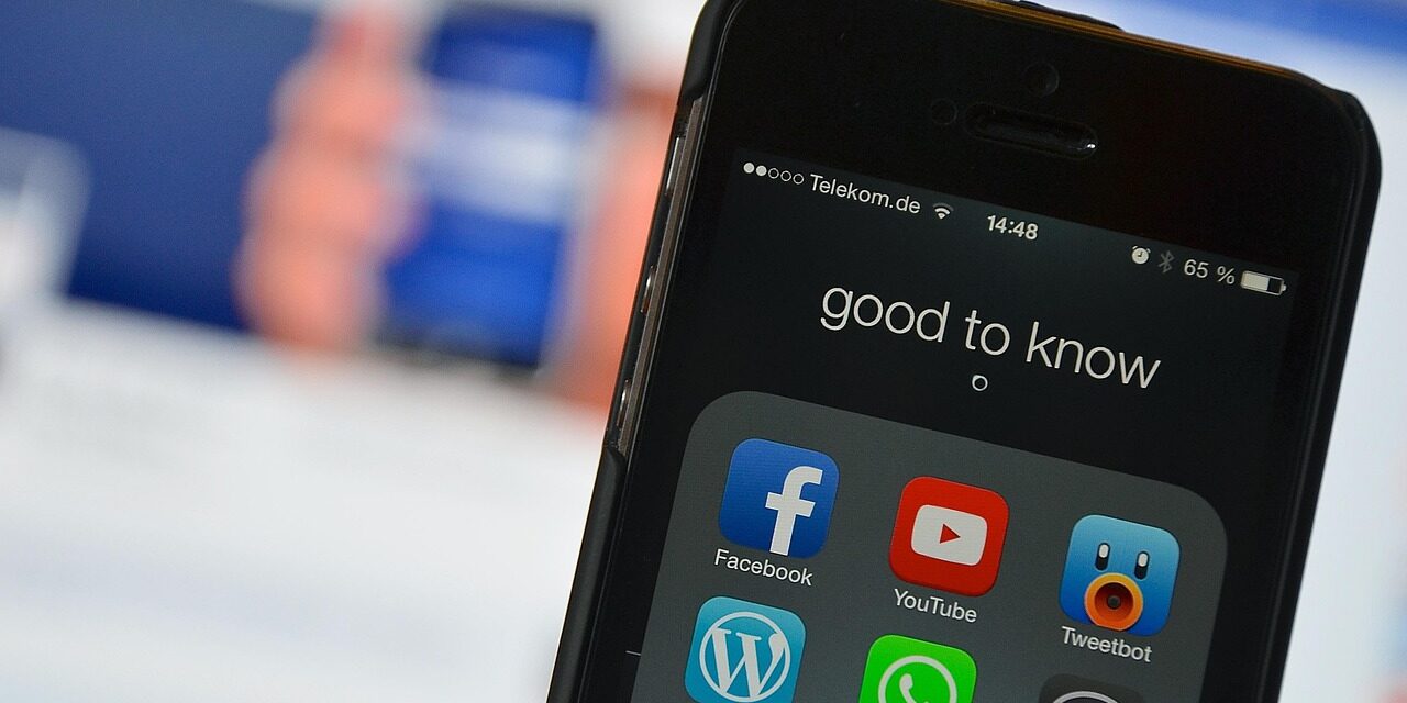Facebook music feature